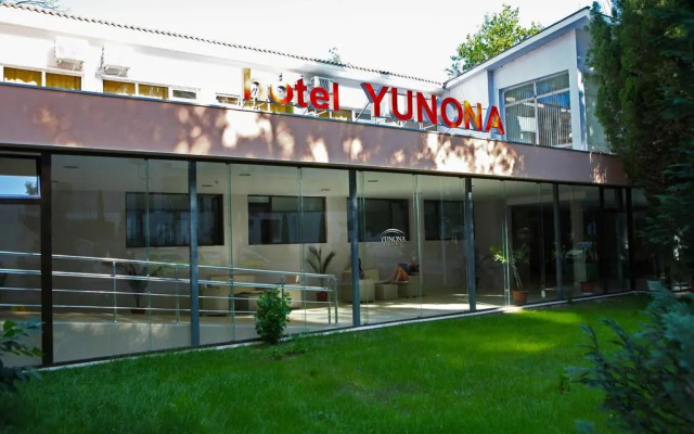 Yunona