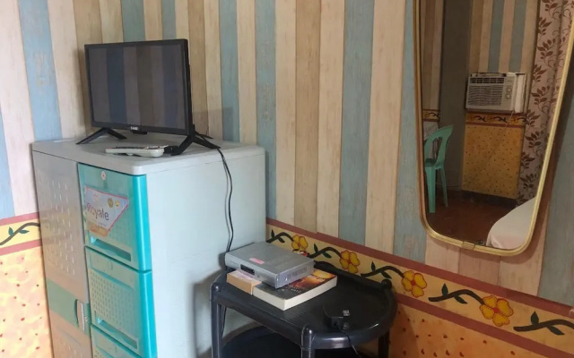 El Krimphoff Resort