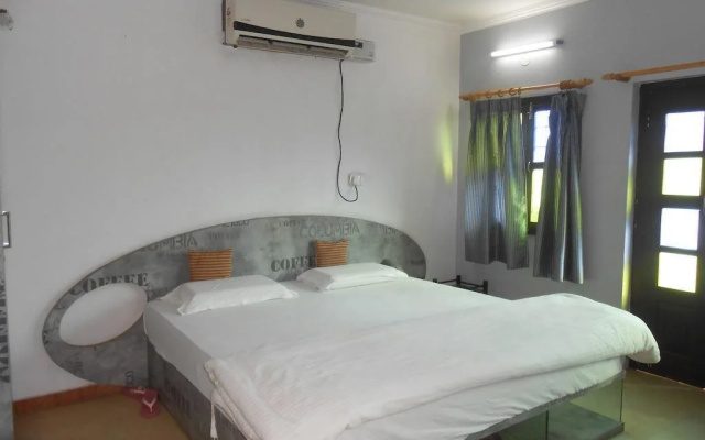 Silver Ganges Paying Guest House