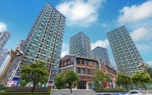 Doge Qiandu Four Seasons B&B (Guiyang Century City)