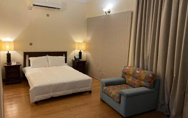 Al Khariss Hotel