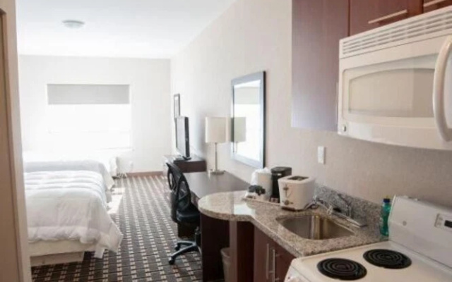 Redvers Western Star Inn & Suites