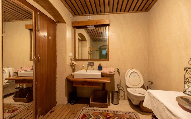 Hydrangea - 1br in Mussoorie by Roamhome
