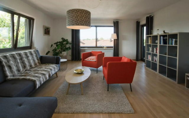 Haus Mali
