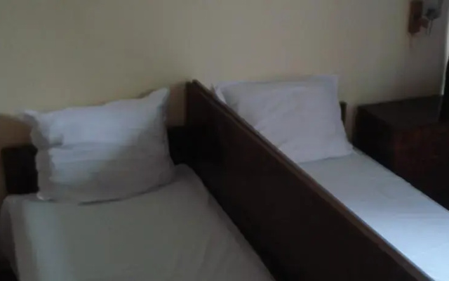 Dabova Gora Hostel