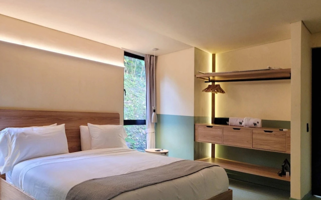 w Captivating 2BR w Terrace in Poblado