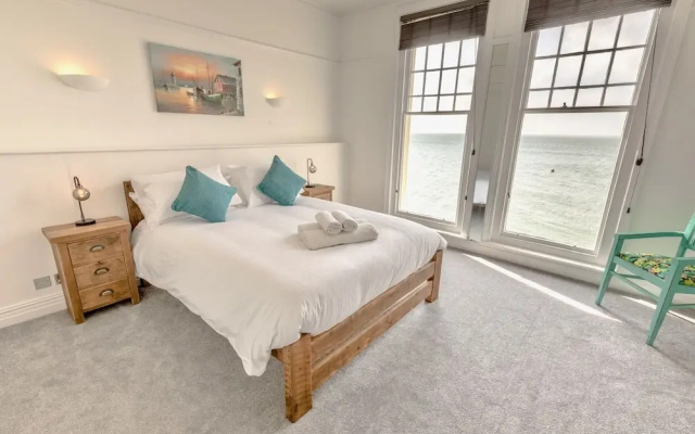 Pier View Apartment at Beach House