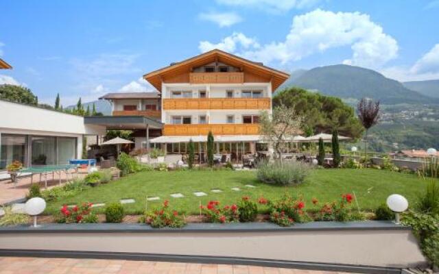 Hotel Eichenhof Тироло вид на фасад