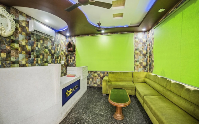 FabHotel Aakarshan Paradise