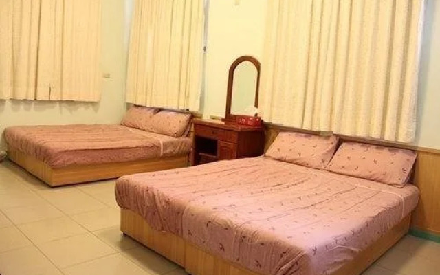 Happy Home Stay