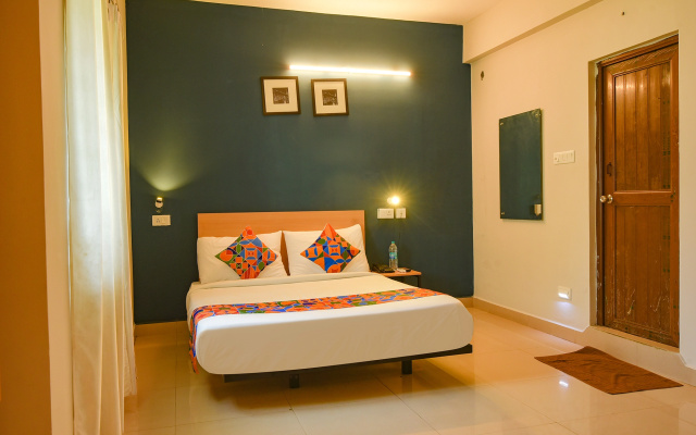 FabHotel Sasti Inn