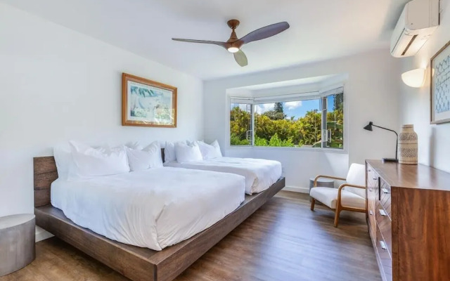 Emmalani Court 322 2 Bedroom Condo by RedAwning