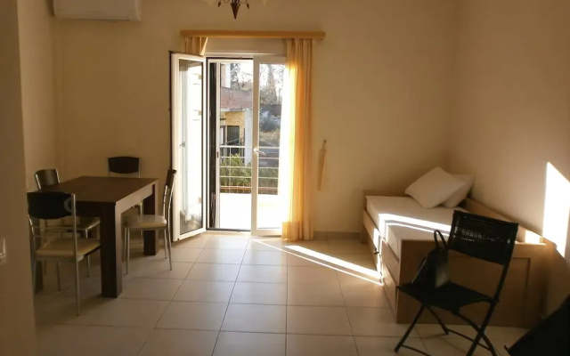 Artemis Marina Apartments