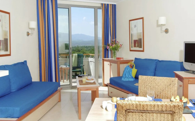 Modern Holiday Home With Dishwasher in the Ardèche Region