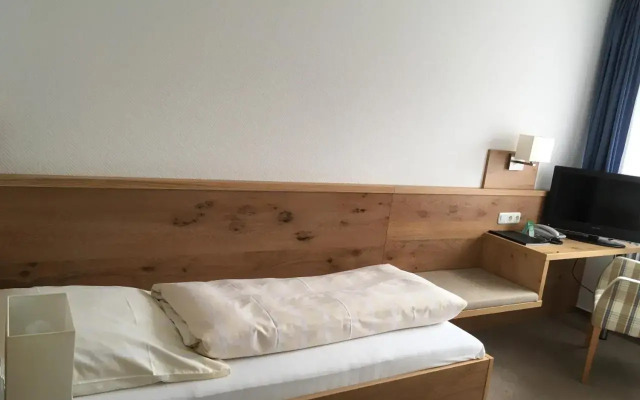 Hotel Neuenburger Hof