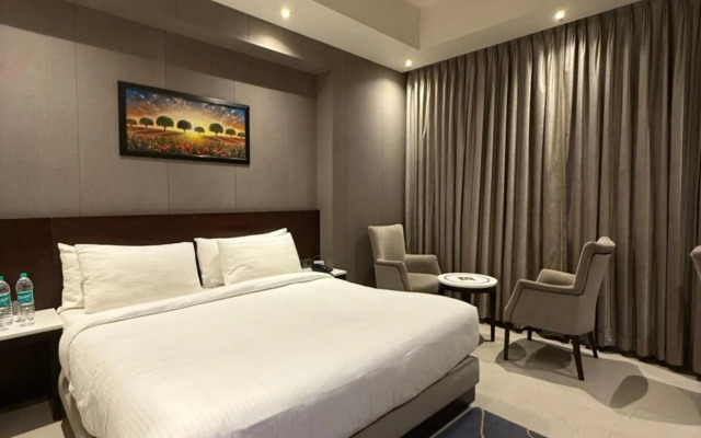 Brijwasi Lands Inn