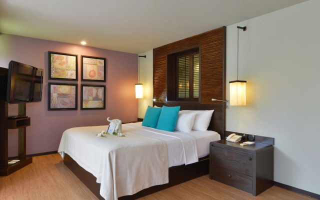 Twin Lotus Resort and Spa - Adults Only