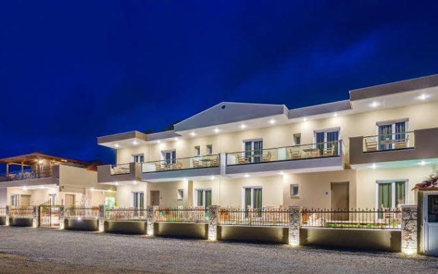 Lagaria Palace II in Volvi, Greece from 64$, photos, reviews - zenhotels.com hotel front