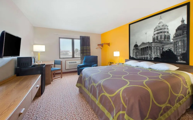 Super 8 Motel - Pella
