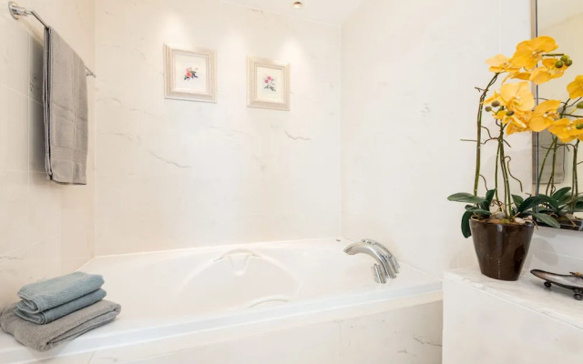 Serviced 1 Bed Panoramic Skyvillas Check in 15h to 22h Only