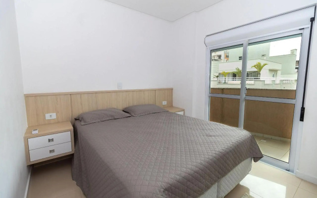 254 - Excelente 3 quartos com vista mar em Bombas