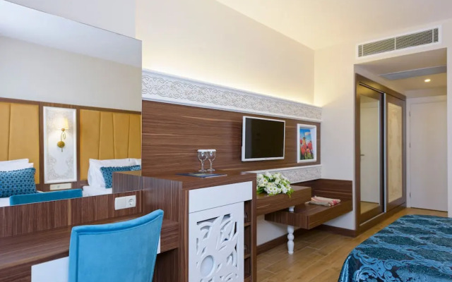 Albahir Deluxe Hotel