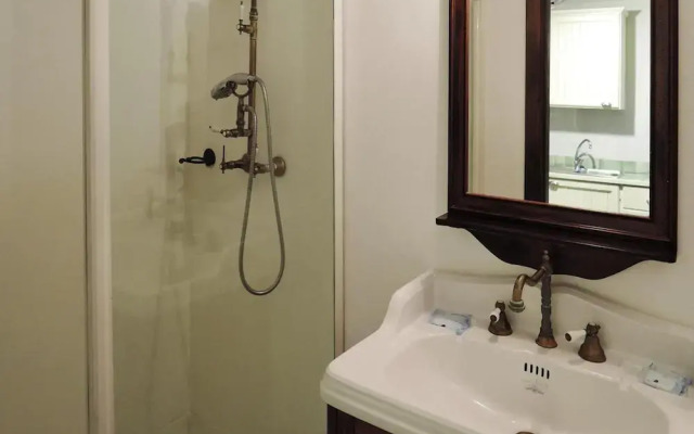 Apartment in Vinci With Pool & Wellness