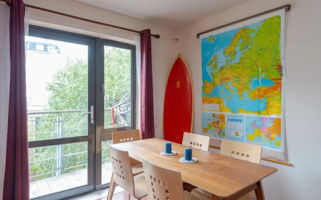 A Cosy 1 Bedroom Flat With a Balcony