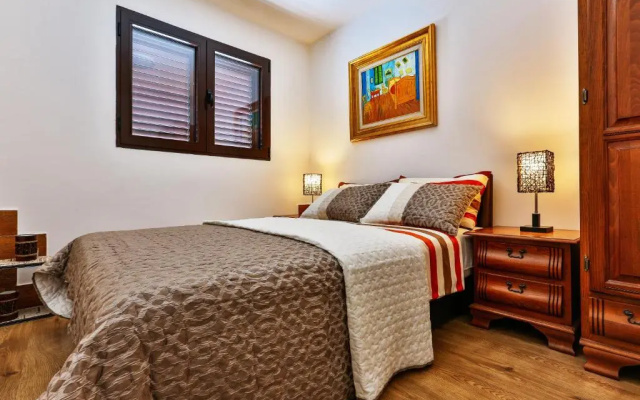 Apartment 365