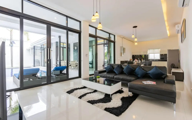 3 Bedroom Pool Villa BL2