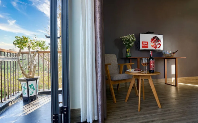 MQ Villa