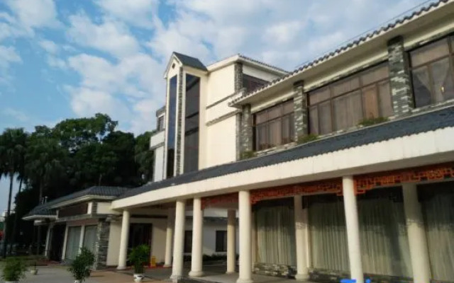 Huizhou Hotel