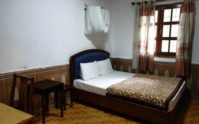 Duong Sat Hotel