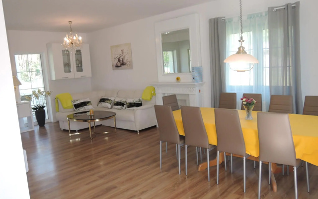 Holiday Home in Nowe Warpno by the Harbor