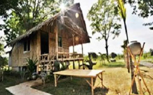 Baan Korphai Hill Resort