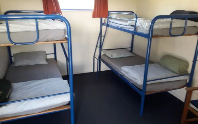 Tongariro River Retreat - Hostel