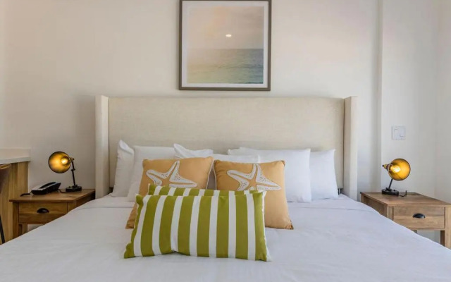 HH-Studio614s - Coastal beach Oceanfront Studio in Aruba