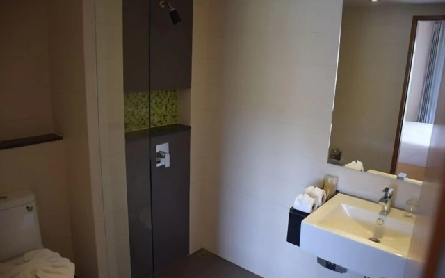 Phi Phi Harbour View Hotel
