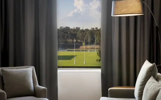 Holiday Inn Sydney St Marys by IHG