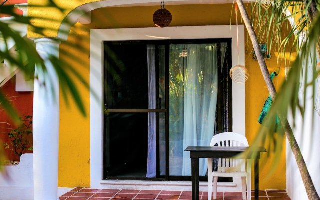 El Acuario Hotel in Playa del Carmen, Mexico from 94$, photos, reviews - zenhotels.com hotel front