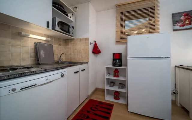 Studio in Allos With Stunning Mountain Views