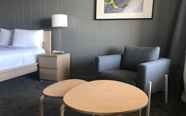 Harbor Inn Self Check-in Hotel