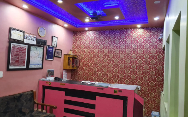 SPOT ON 36537 Hotel Sanjay