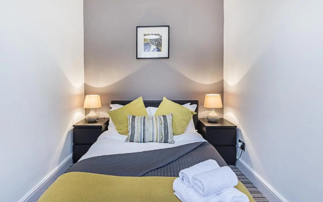 2Bed Apartment in Camden