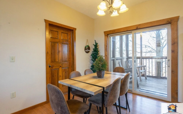 Forest Heights Lodge 6 Bedroom Condo