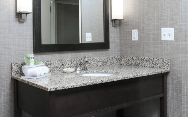 Holiday Inn Express Moline - Quad Cities Area by IHG