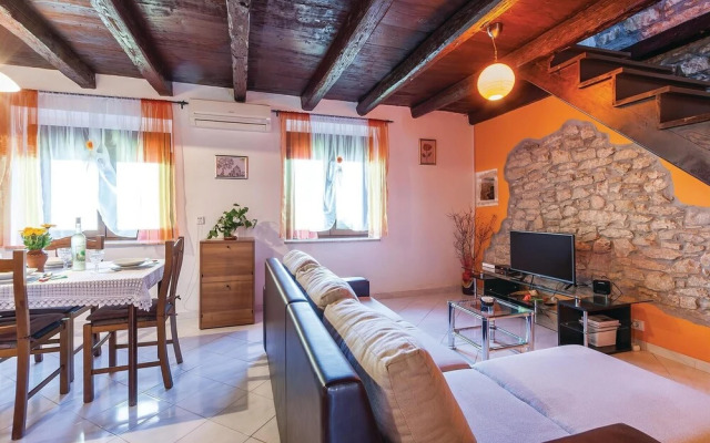 Nice Home in Rakalj With Wifi and 2 Bedrooms