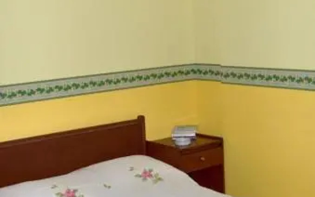 Emin Apart Hotel