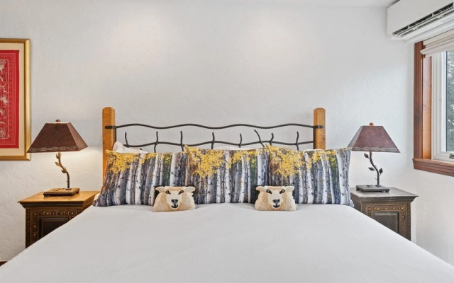 Beaver Creek Centennial 2 Bedroom Residence