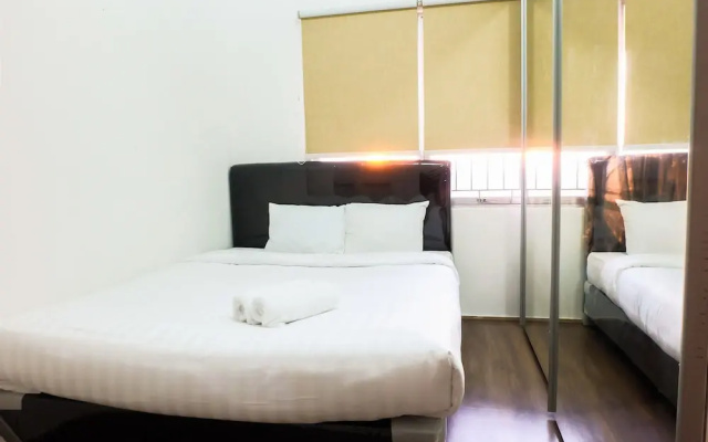 Strategic Location 2 Bedroom Sudirman Park By Travelio
